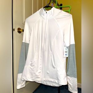 Women’s Small White & Grey Half Zip *NEVER WORN/ TAGS STILL ATTACHED*